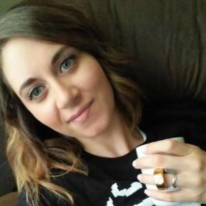 Meet your Posher, Alexis